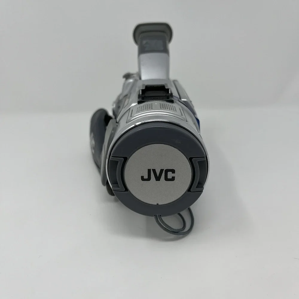 JVC GR-DV800U MiniDV Camcorder 300x Digital Video Camera – Powers On, LCD Not Wo